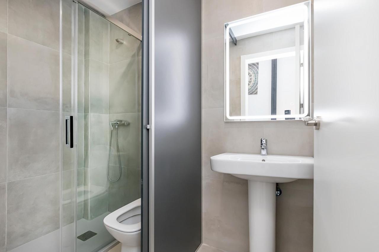 Bhost - Regina VI Apartment Кордоба Екстериор снимка
